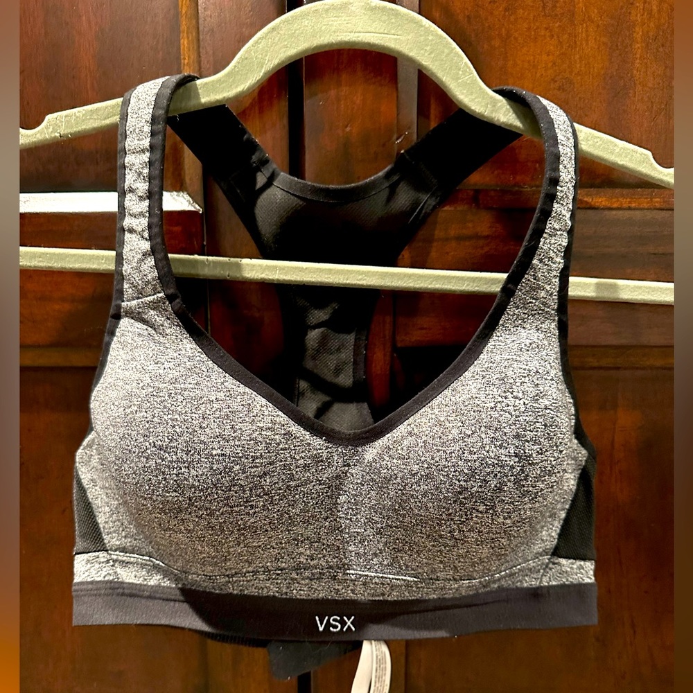 VS Sports Bra